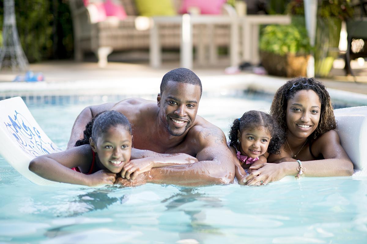 Family in pool.jpg